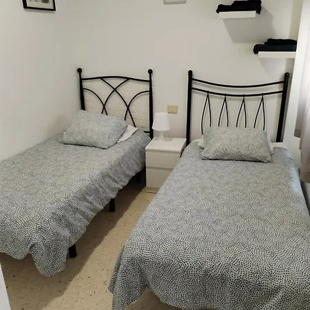 Sol A Free Parking Air Conditioning Apartment